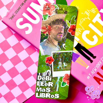 DeBi LEeR MaS LiBRoS Holographic Bookmark